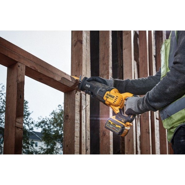 Akumuliatorinis tiesinis pjūklas DeWALT DCS386NT FLEXVOLT ADVANTAGE